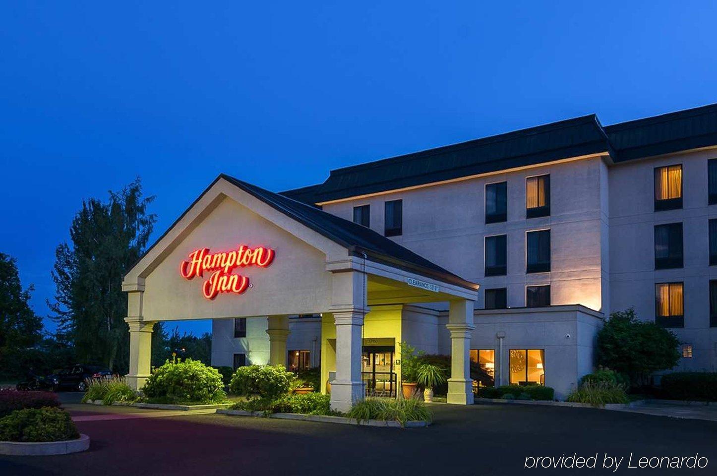 Hampton Inn Eugene Exterior foto
